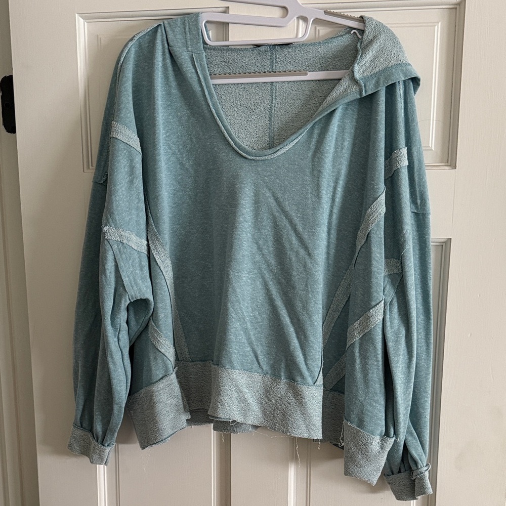 Zenana Outfitters Light Blue Knit Top